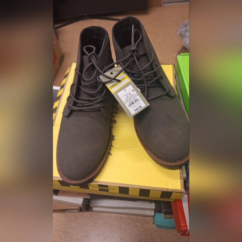 Men's Gray Boots